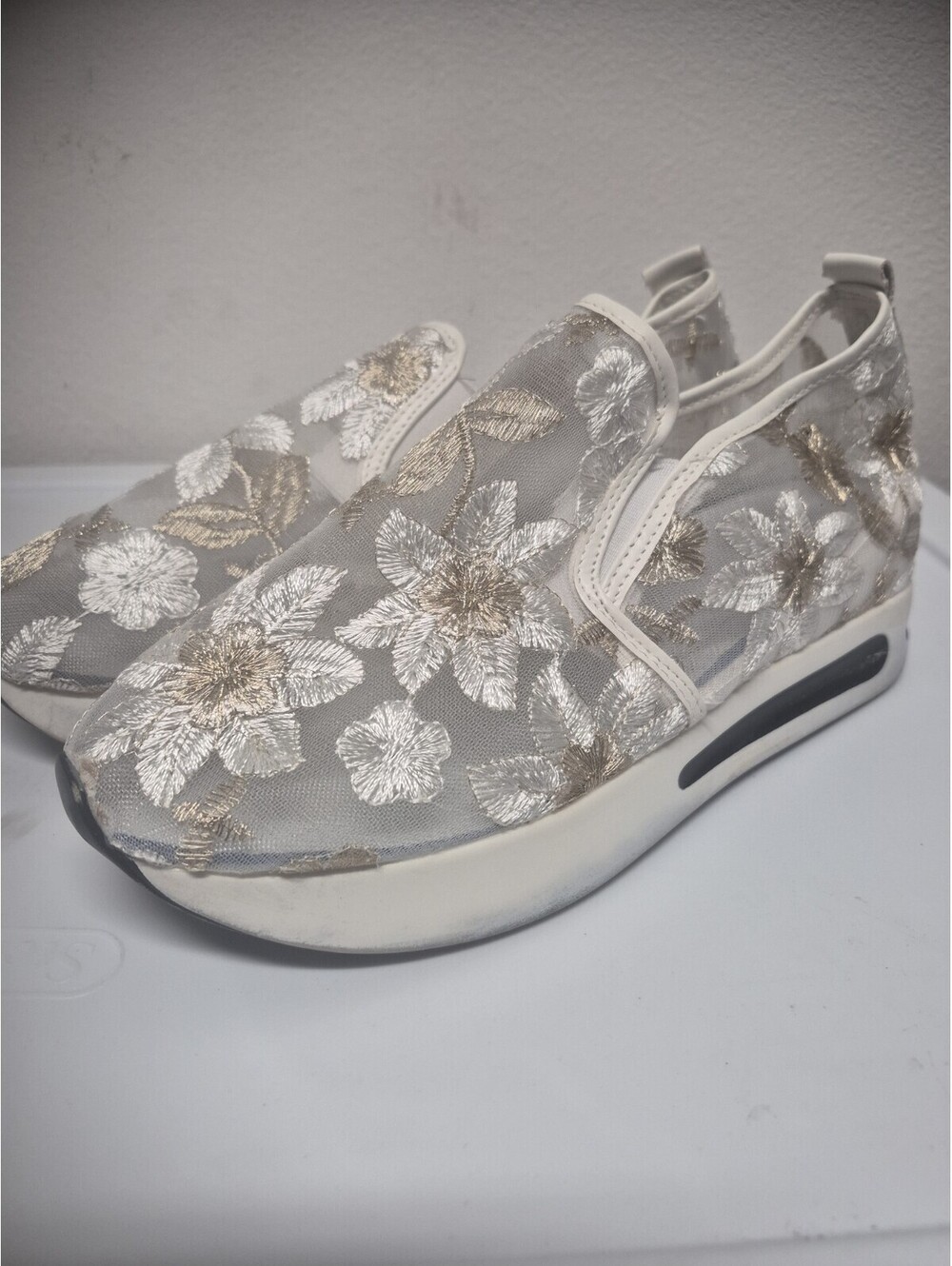 women 40 trainers orthopedic shoes  floral.embroidery mesh textil sports size 10